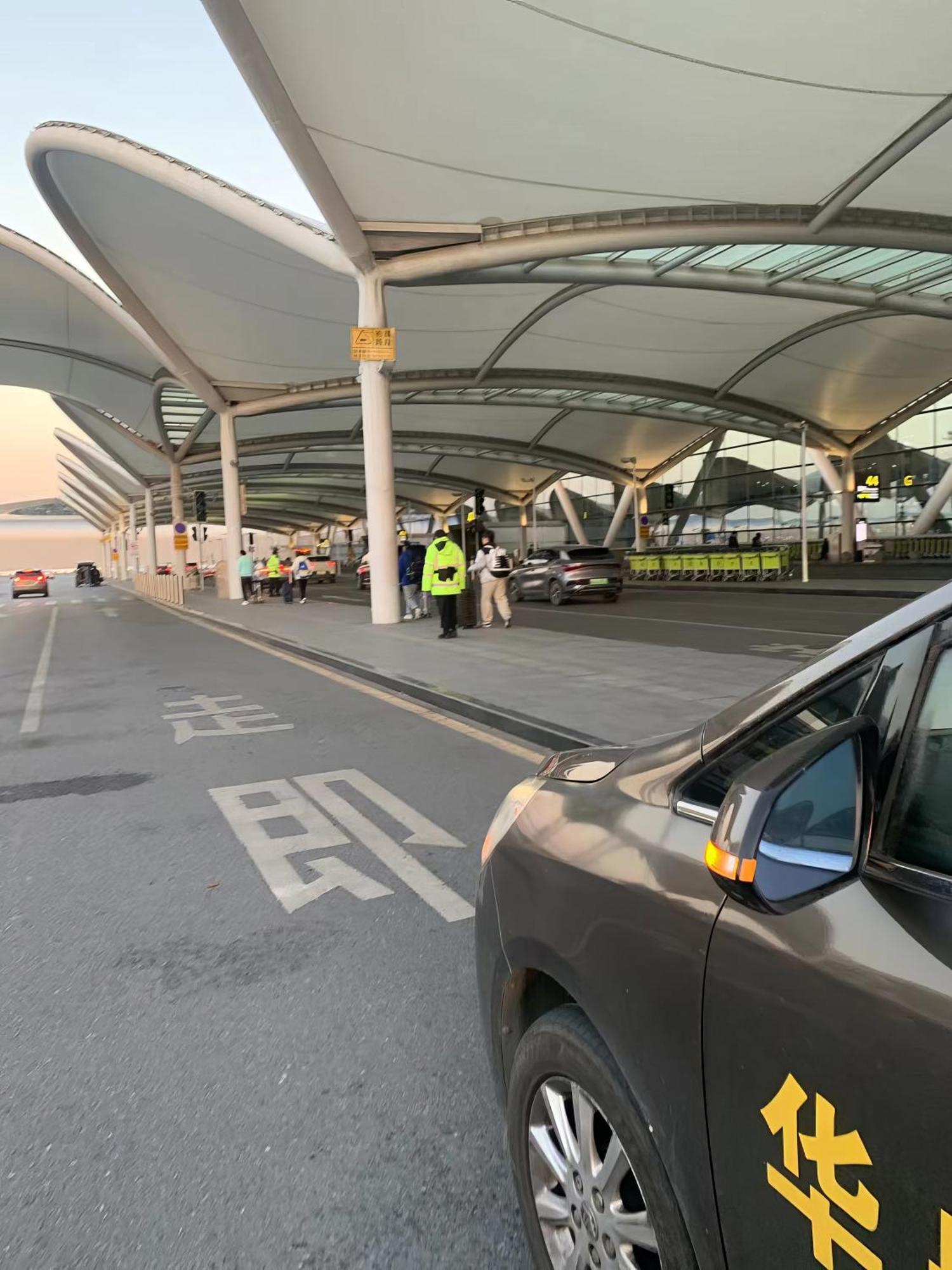 Huahang Hotel - Guangzhou Baiyun International Airport - Free Airport Shuttle Bus Kültér fotó