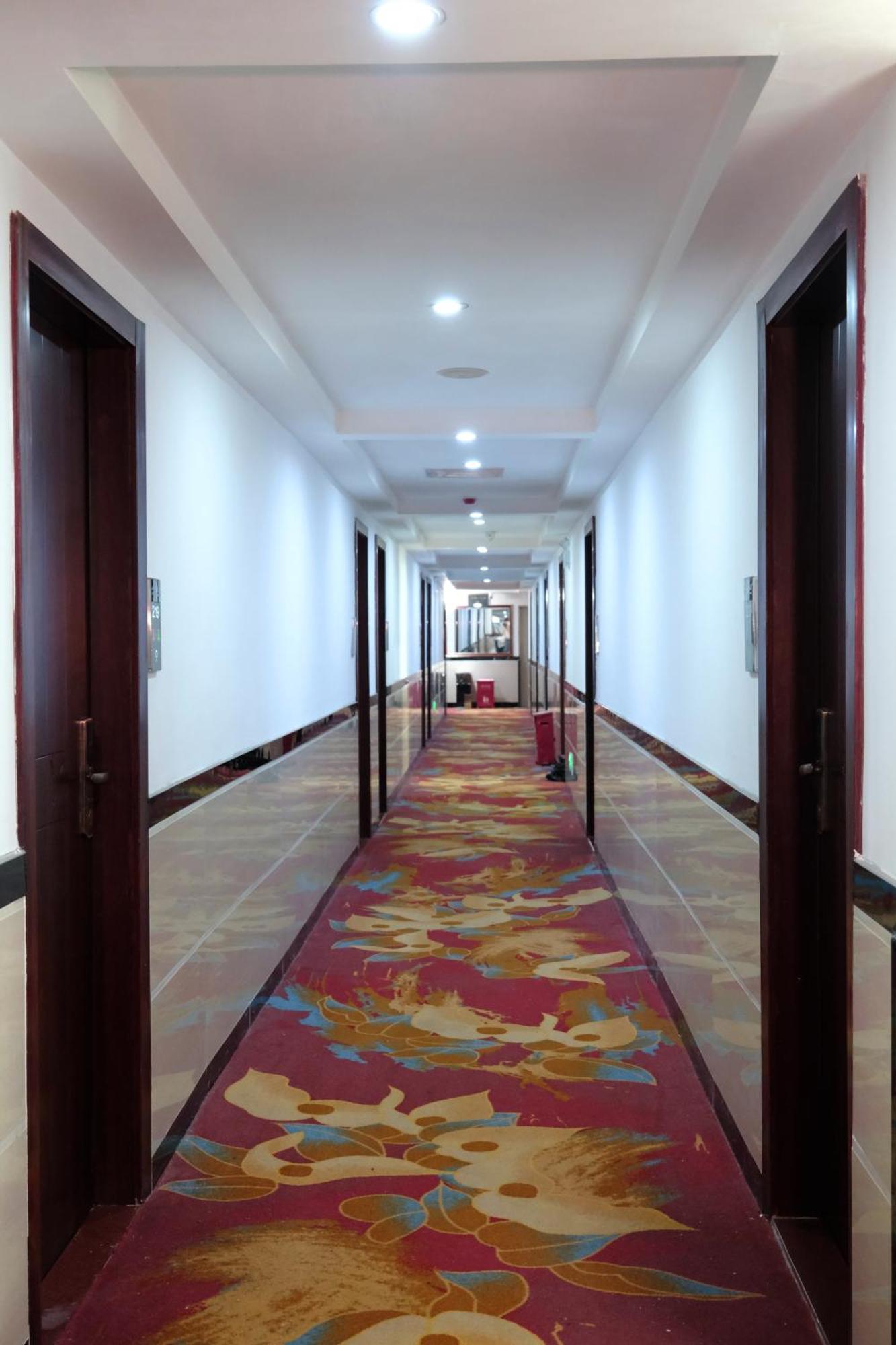 Huahang Hotel - Guangzhou Baiyun International Airport - Free Airport Shuttle Bus Kültér fotó
