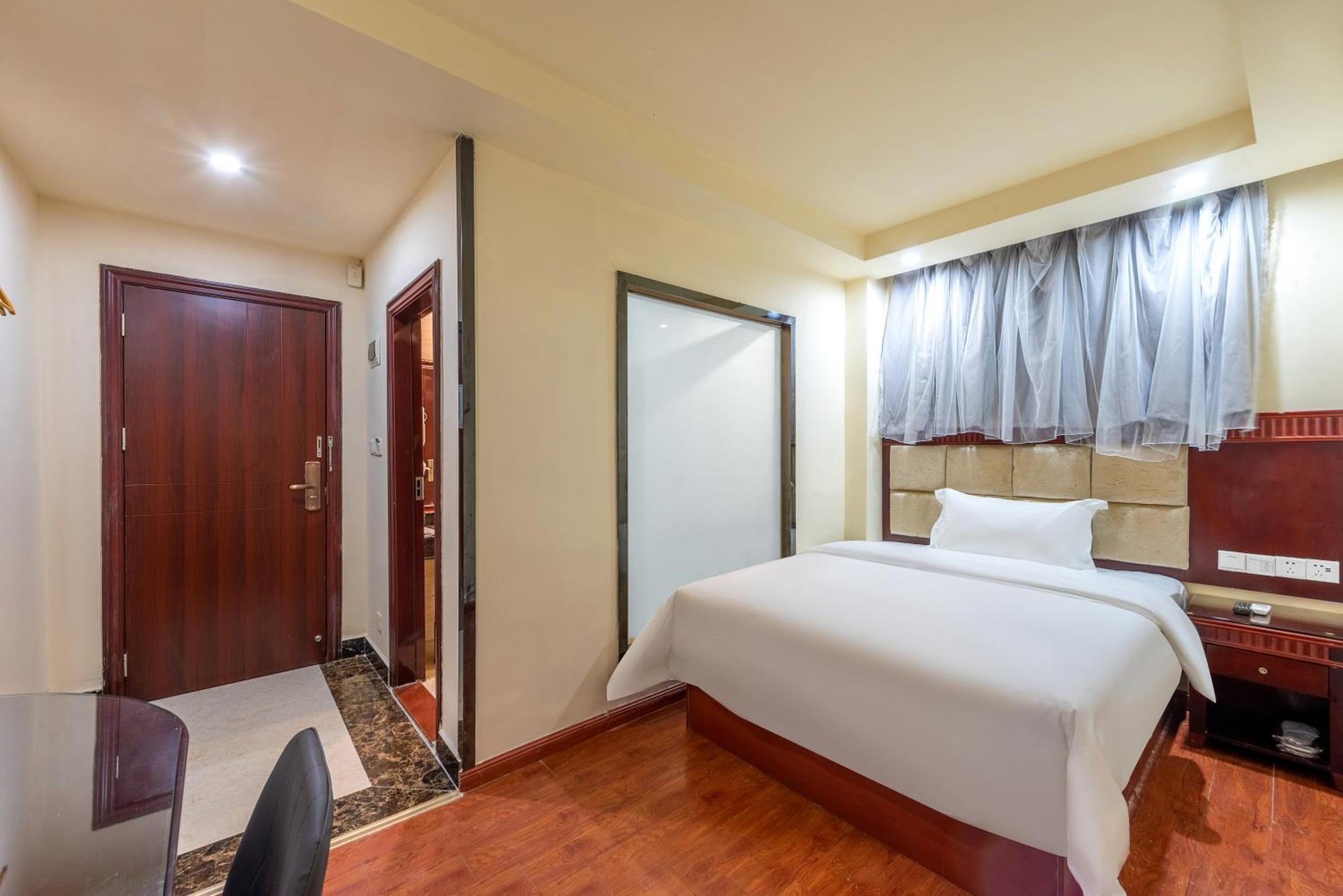 Huahang Hotel - Guangzhou Baiyun International Airport - Free Airport Shuttle Bus Kültér fotó